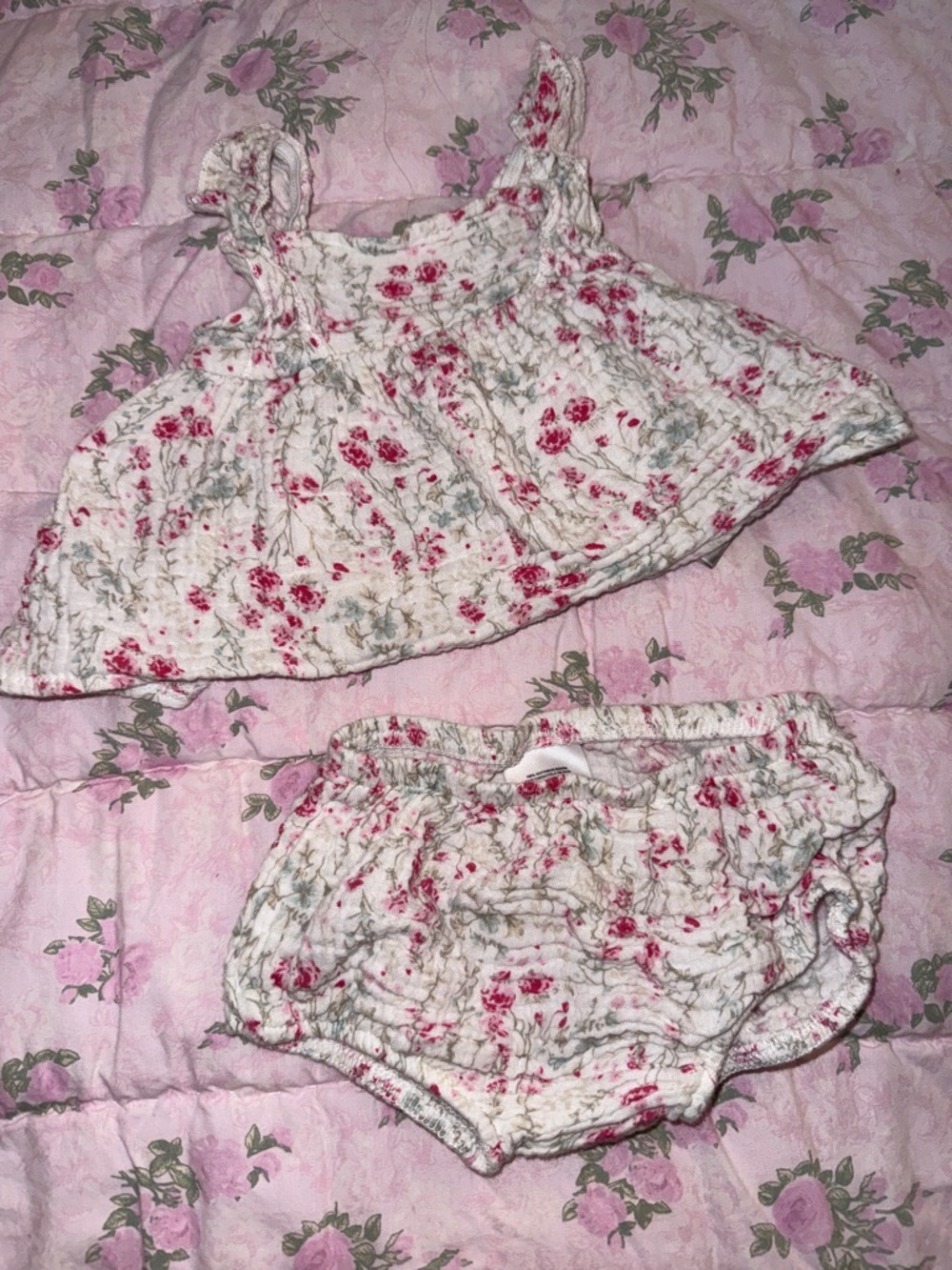 Floral White & Pink Baby Matching Set - Two-Piece Summer Outfit